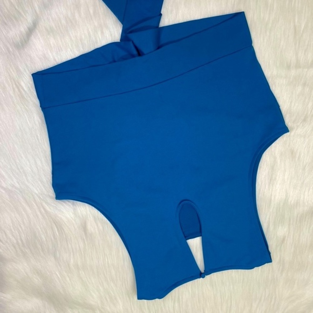 NWT Bebe Front Tie Blouse Cropped Stretch Top Sleeveless Festival Crop Tank Blue - Picture 7 of 9